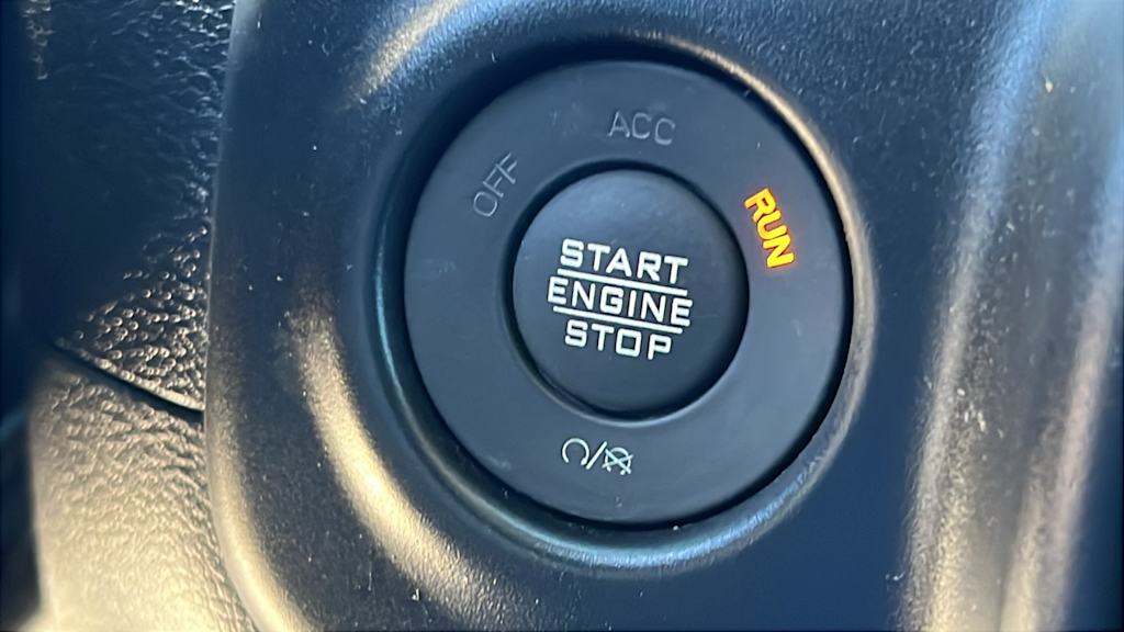 Thumbnail: 2023 Jeep Wrangler - 23