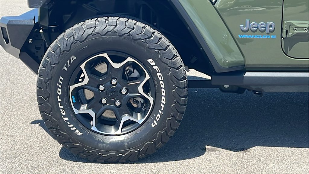 Thumbnail: 2023 Jeep Wrangler - 8
