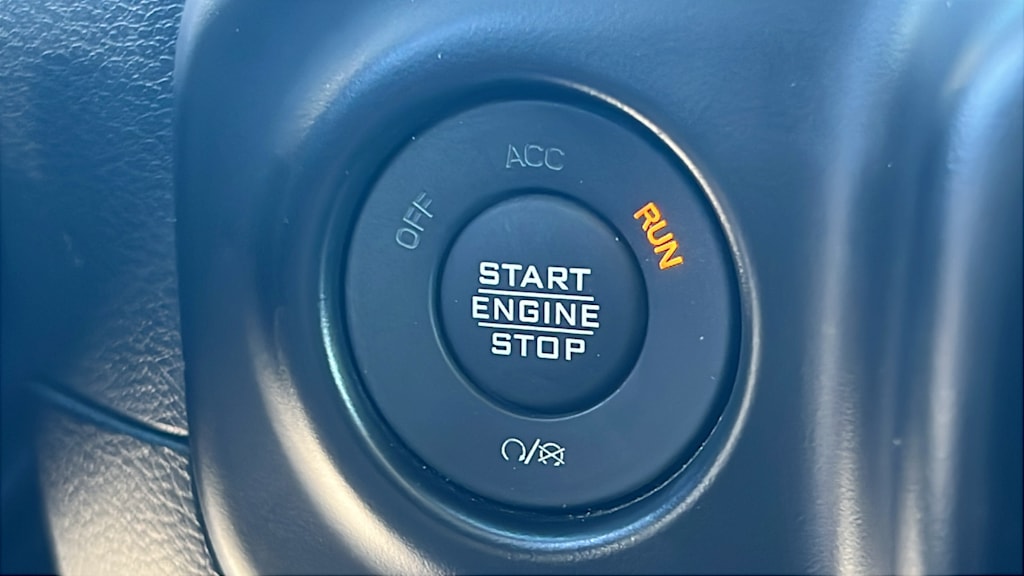 Thumbnail: 2023 Jeep Wrangler - 25
