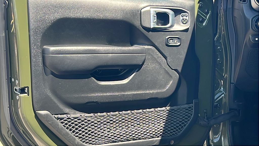 Thumbnail: 2023 Jeep Wrangler - 29