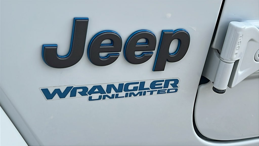 Thumbnail: 2022 Jeep Wrangler - 7