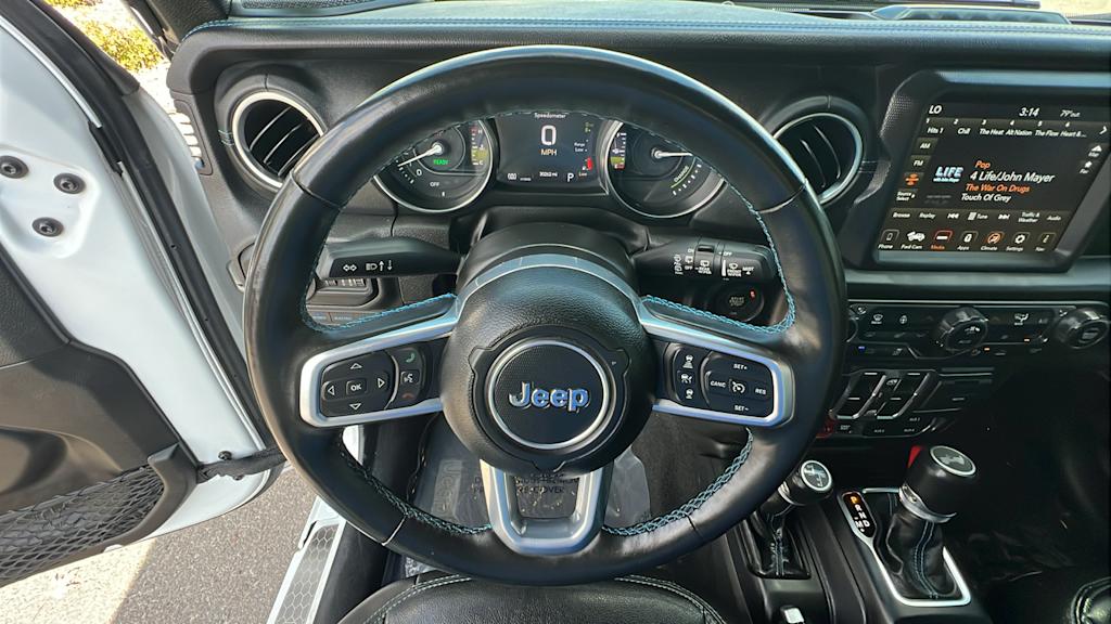 Thumbnail: 2022 Jeep Wrangler - 9