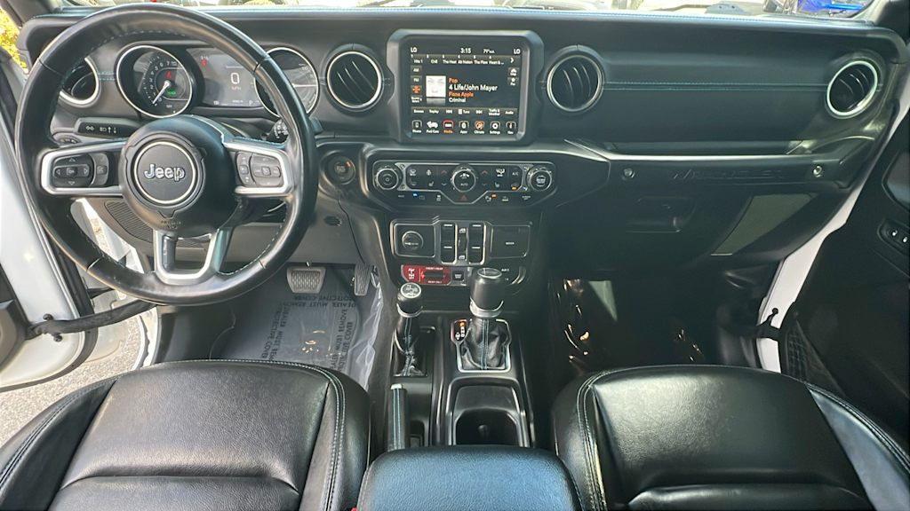 Thumbnail: 2022 Jeep Wrangler - 13