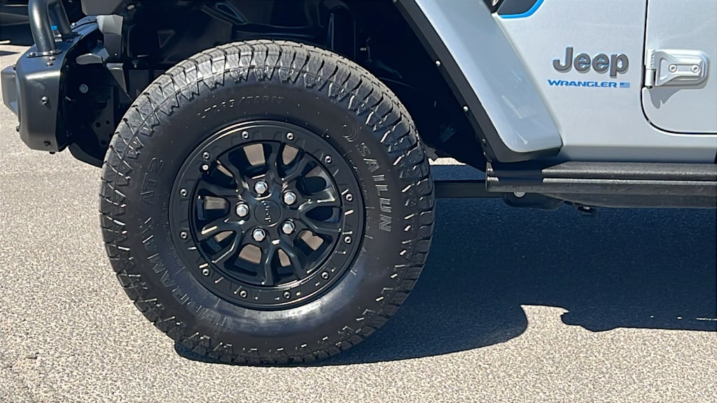 Thumbnail: 2023 Jeep Wrangler - 8