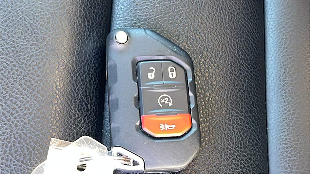 Thumbnail: 2023 Jeep Wrangler - 17