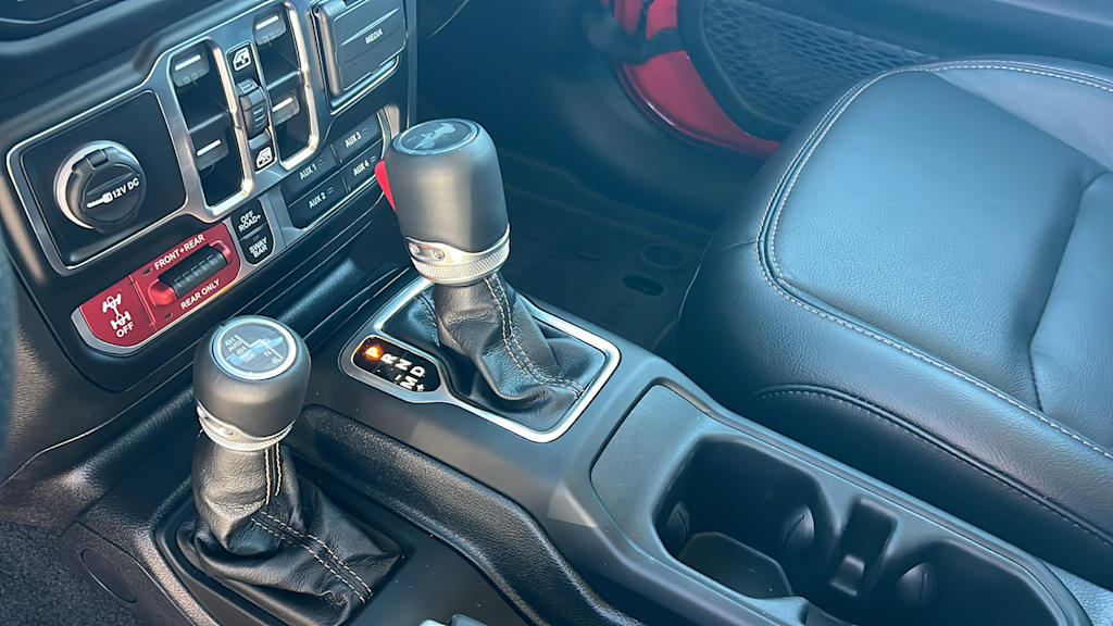 Thumbnail: 2023 Jeep Wrangler - 15