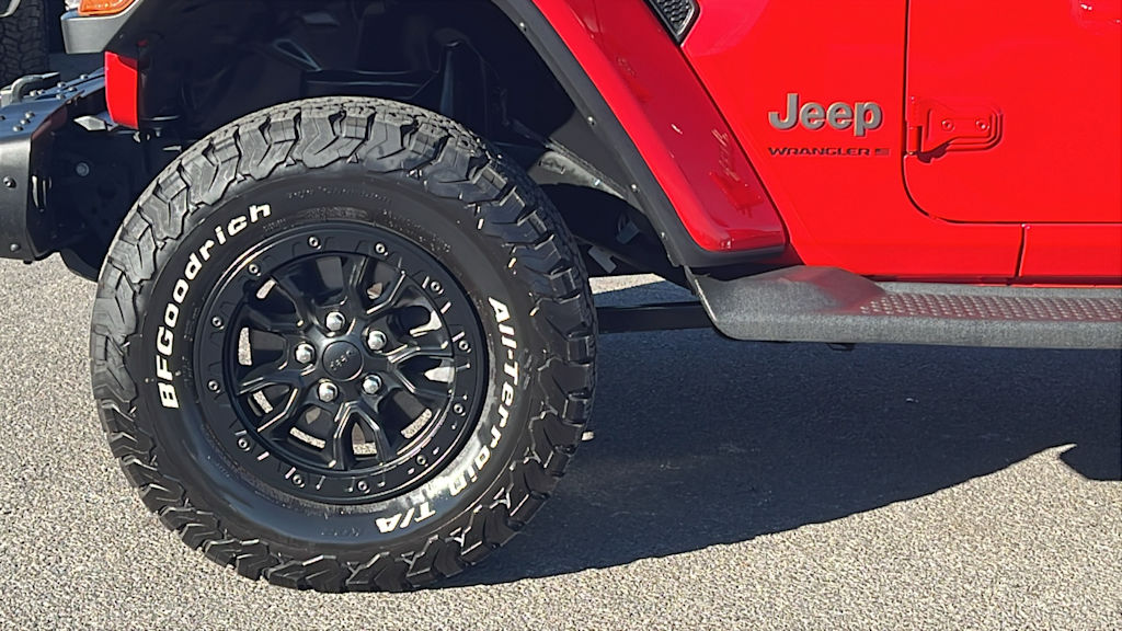 Thumbnail: 2023 Jeep Wrangler - 8
