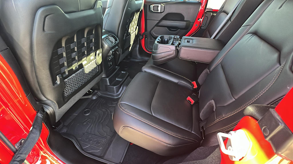 Thumbnail: 2023 Jeep Wrangler - 12