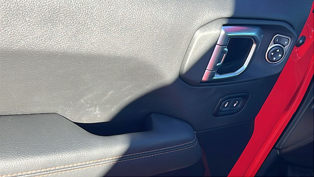 Thumbnail: 2023 Jeep Wrangler - 27