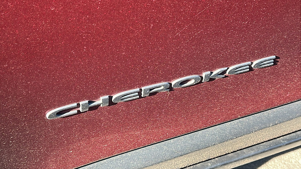 Thumbnail: 2021 Jeep Cherokee - 7