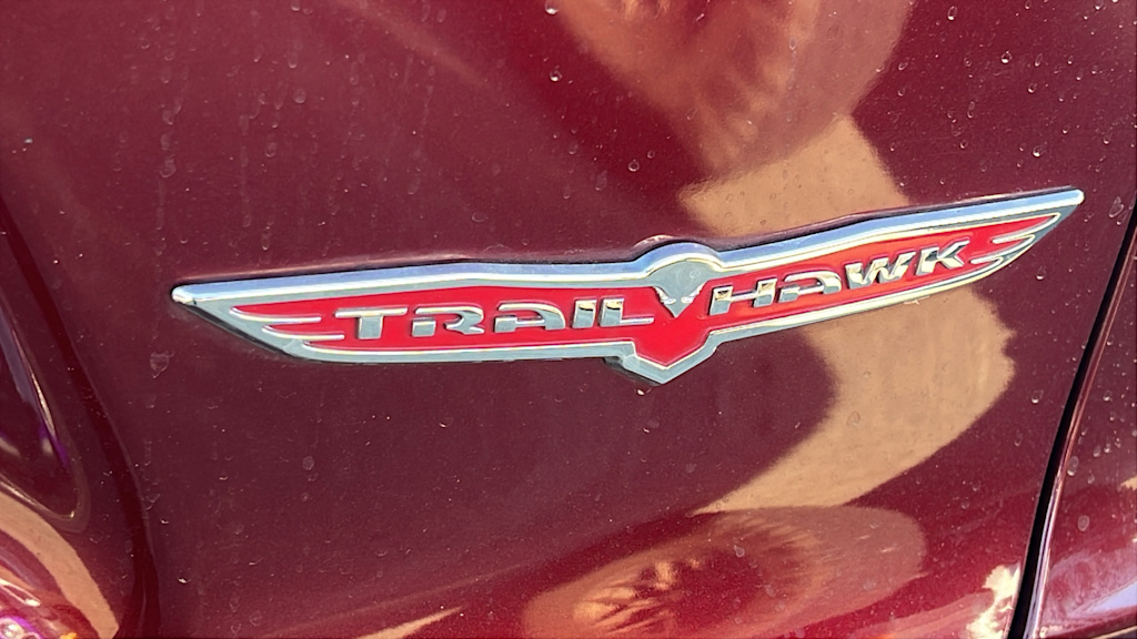 Thumbnail: 2021 Jeep Cherokee - 9