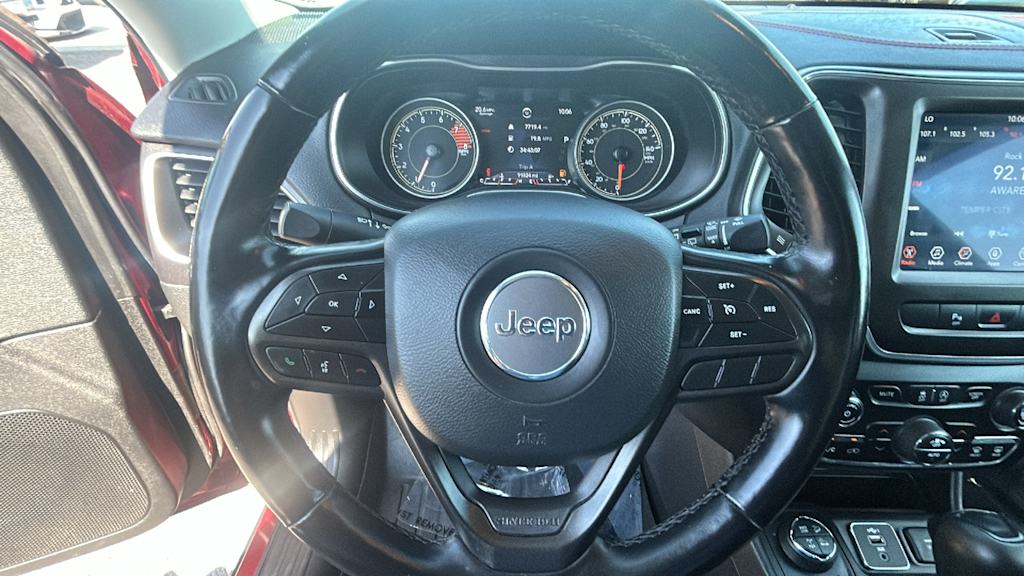 Thumbnail: 2021 Jeep Cherokee - 9