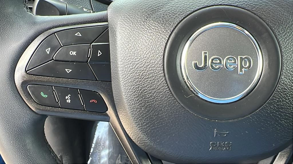 Thumbnail: 2022 Jeep Cherokee - 26