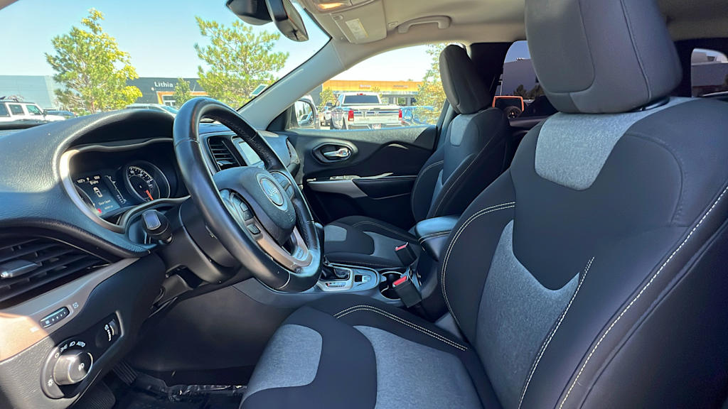 2018 Jeep Cherokee Latitude 11