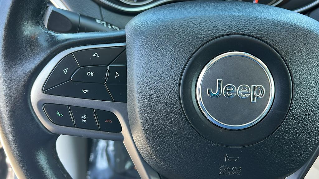 Thumbnail: 2020 Jeep Cherokee - 27