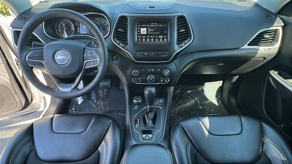 Thumbnail: 2020 Jeep Cherokee - 13