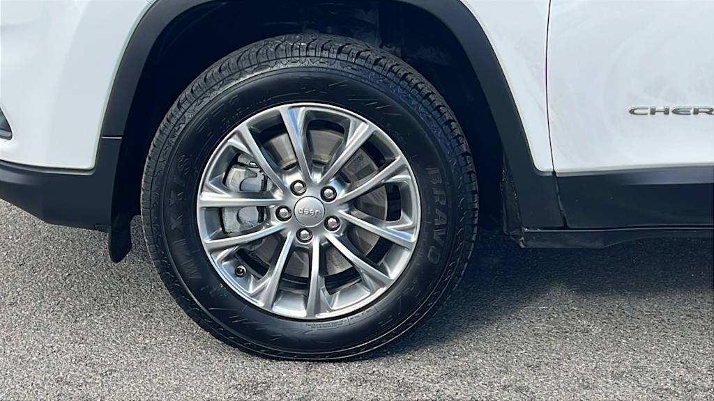 Thumbnail: 2020 Jeep Cherokee - 8