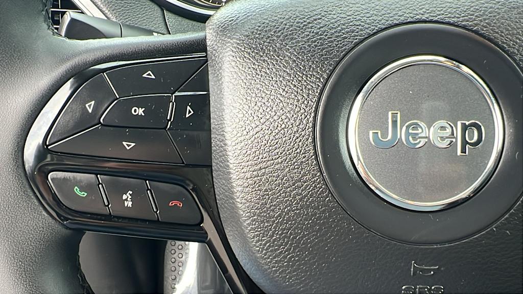 Thumbnail: 2023 Jeep Cherokee - 26