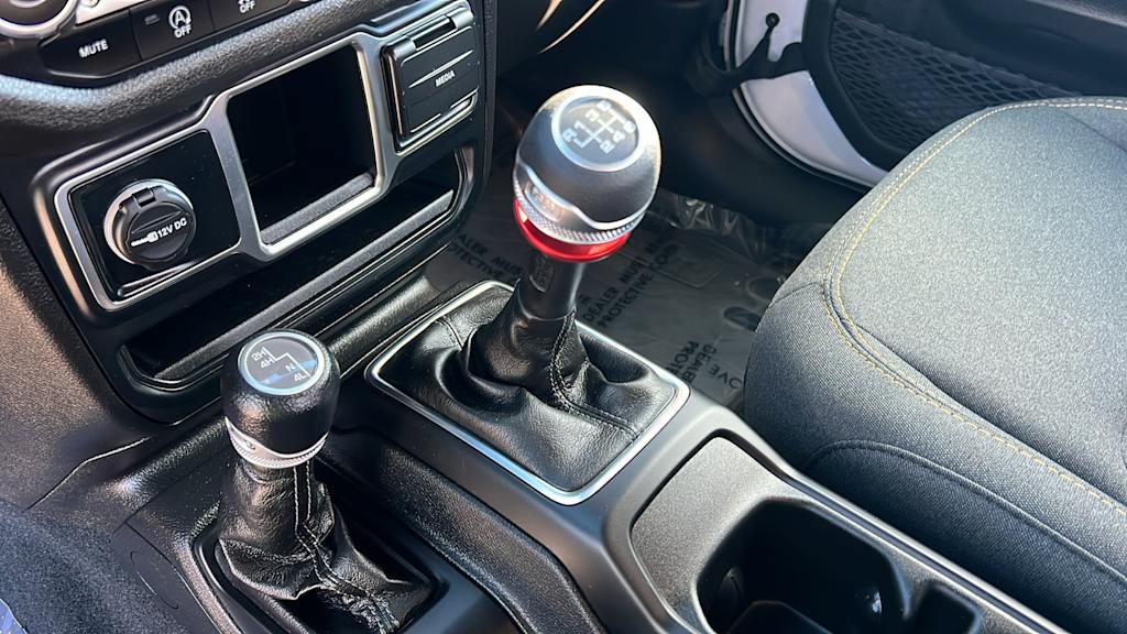 Thumbnail: 2024 Jeep Wrangler - 14