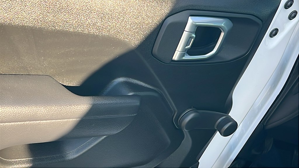 Thumbnail: 2024 Jeep Wrangler - 26