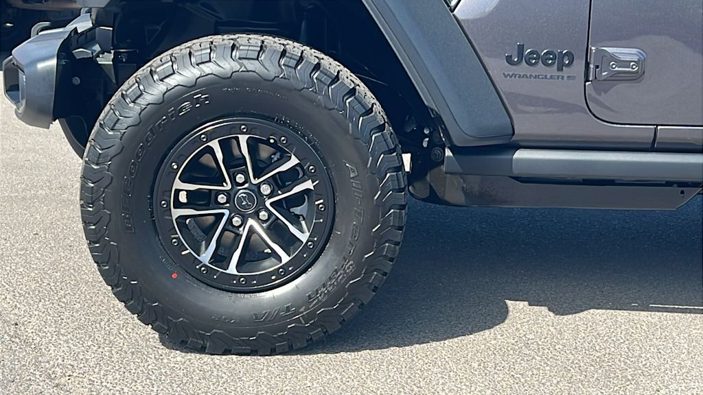Thumbnail: 2026 Jeep Wrangler - 8