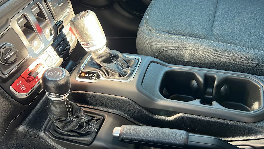 Thumbnail: 2026 Jeep Wrangler - 15