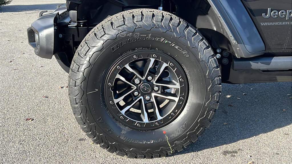 Thumbnail: 2026 Jeep Wrangler - 8