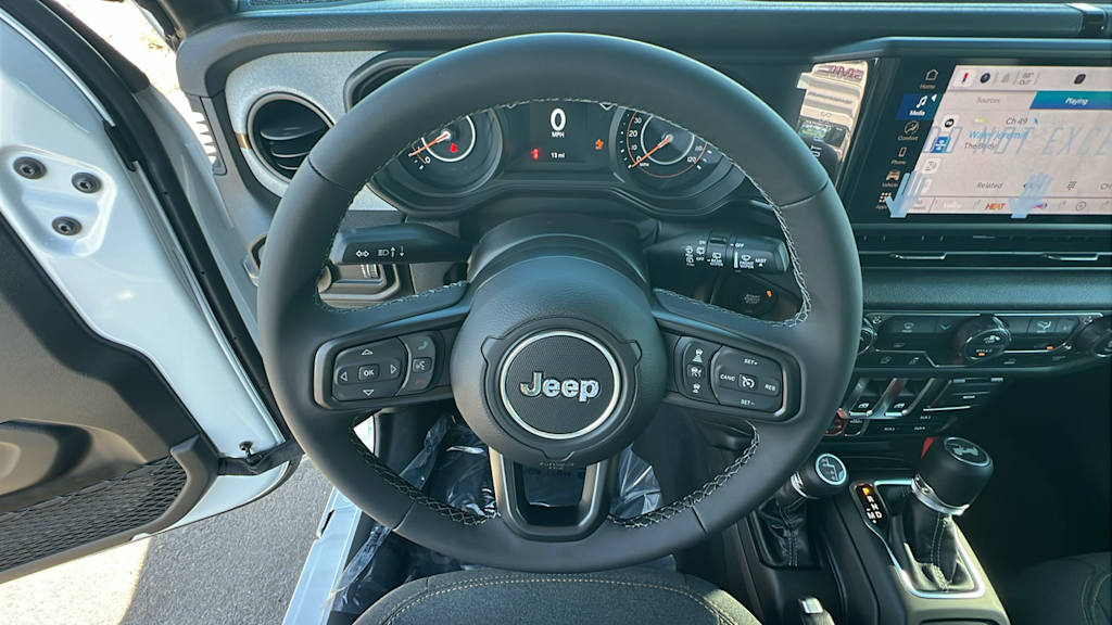 Thumbnail: 2026 Jeep Wrangler - 9