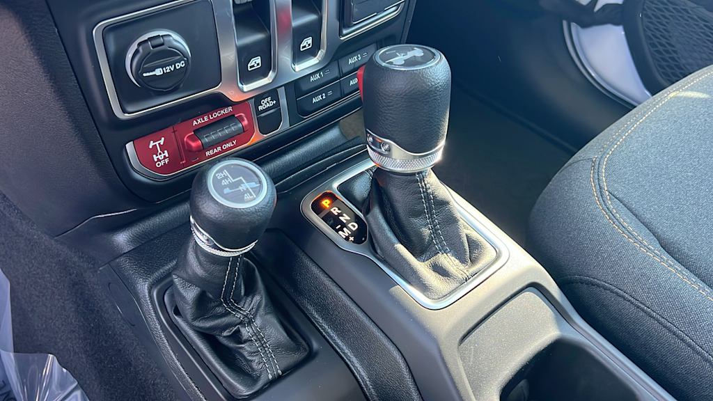 Thumbnail: 2026 Jeep Wrangler - 14