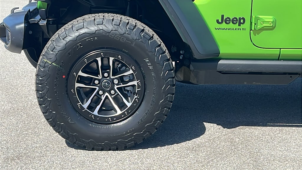 Thumbnail: 2026 Jeep Wrangler - 7
