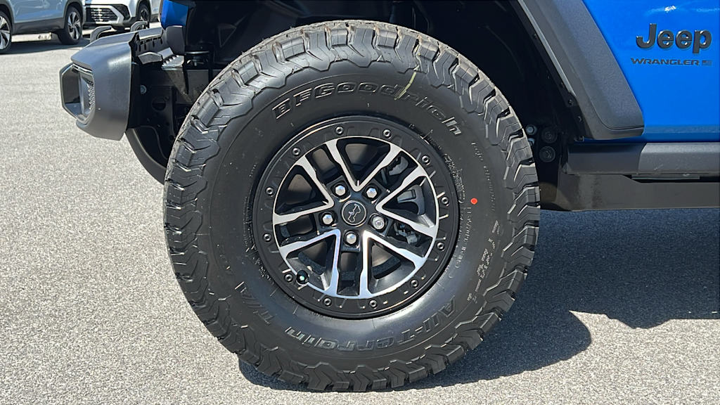 Thumbnail: 2026 Jeep Wrangler - 8