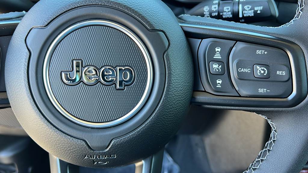 Thumbnail: 2026 Jeep Wrangler - 23