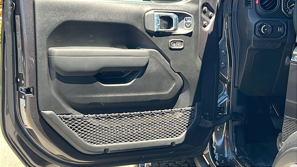 Thumbnail: 2026 Jeep Wrangler - 25