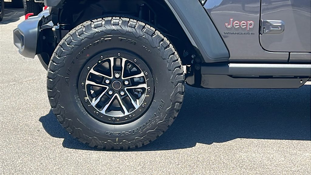 Thumbnail: 2026 Jeep Wrangler - 8