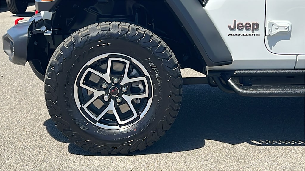 Thumbnail: 2026 Jeep Wrangler - 8