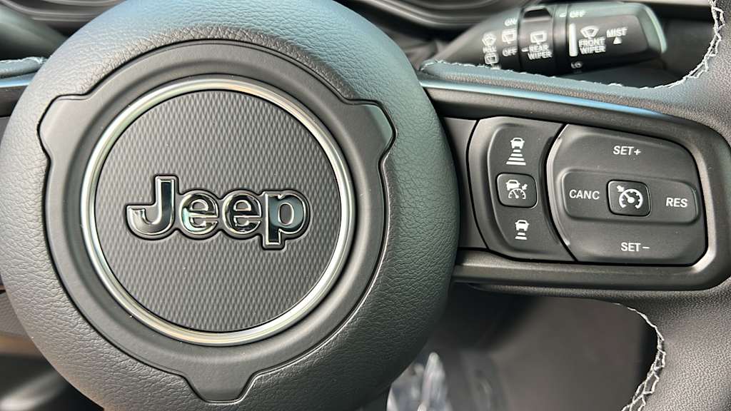 Thumbnail: 2026 Jeep Wrangler - 25