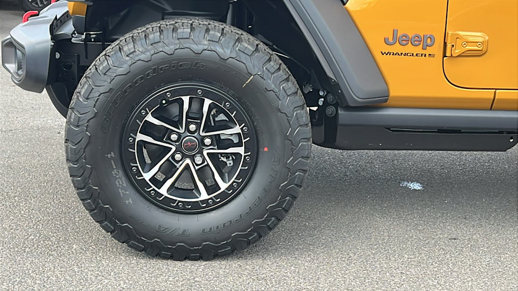 Thumbnail: 2026 Jeep Wrangler - 8