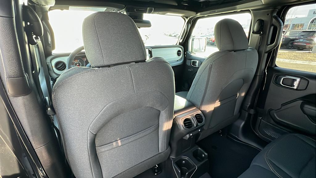 2025 Jeep Wrangler Sport 12