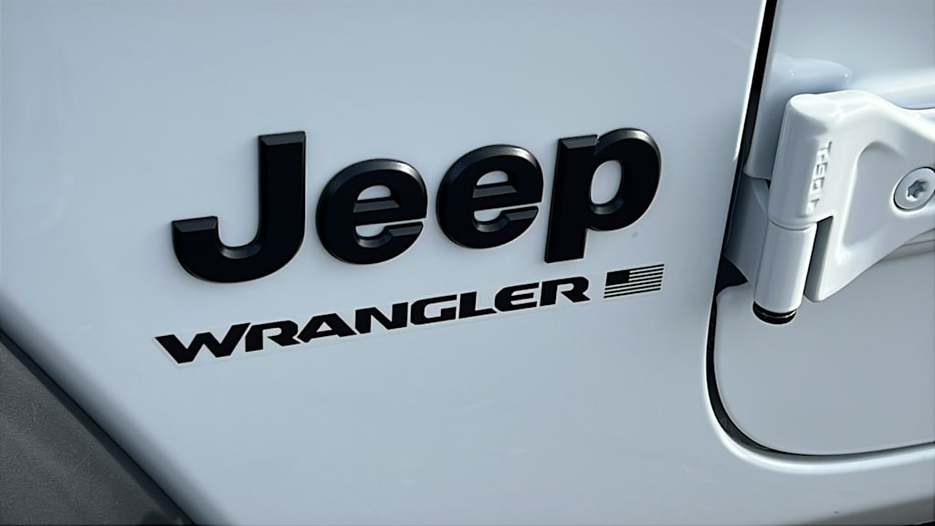 2025 Jeep Wrangler Sport 7