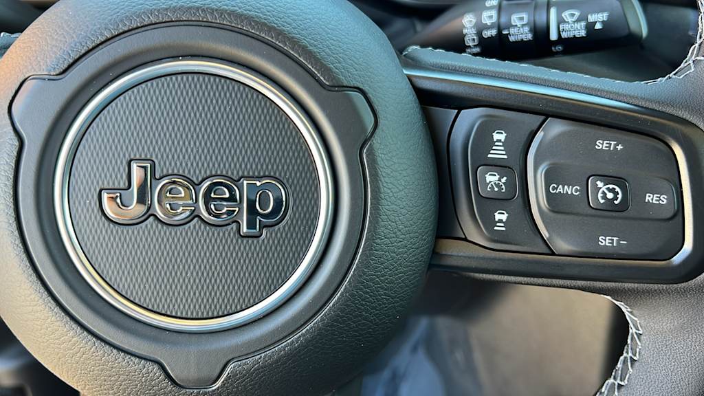 Thumbnail: 2026 Jeep Wrangler - 25