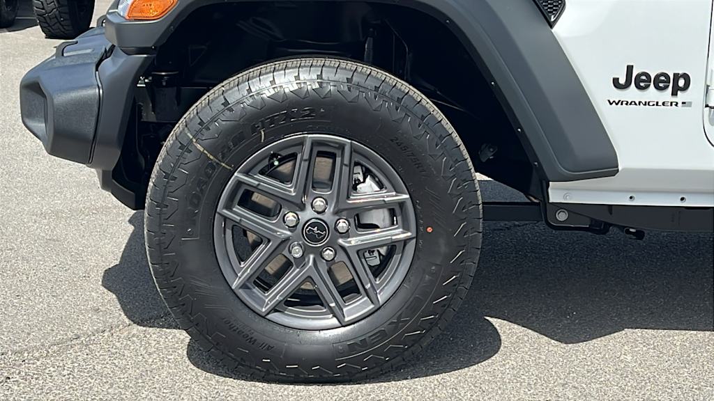 2025 Jeep Wrangler Sport 8