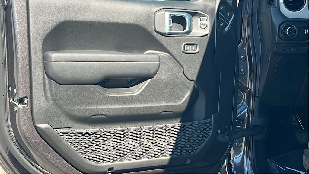 Thumbnail: 2026 Jeep Wrangler - 27