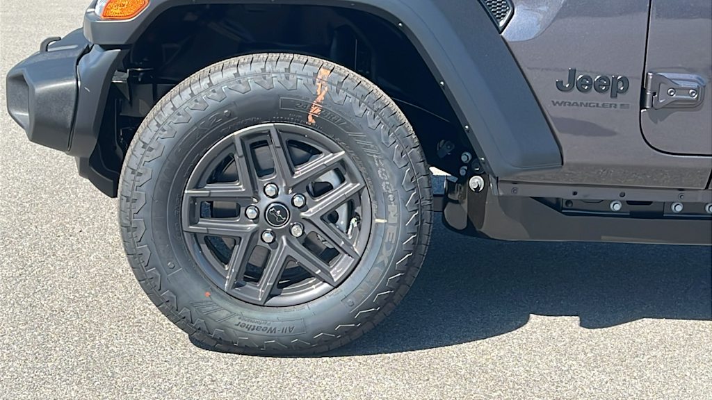 Thumbnail: 2026 Jeep Wrangler - 7