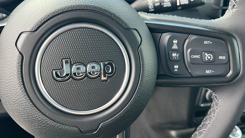 2025 Jeep Wrangler Sport 26