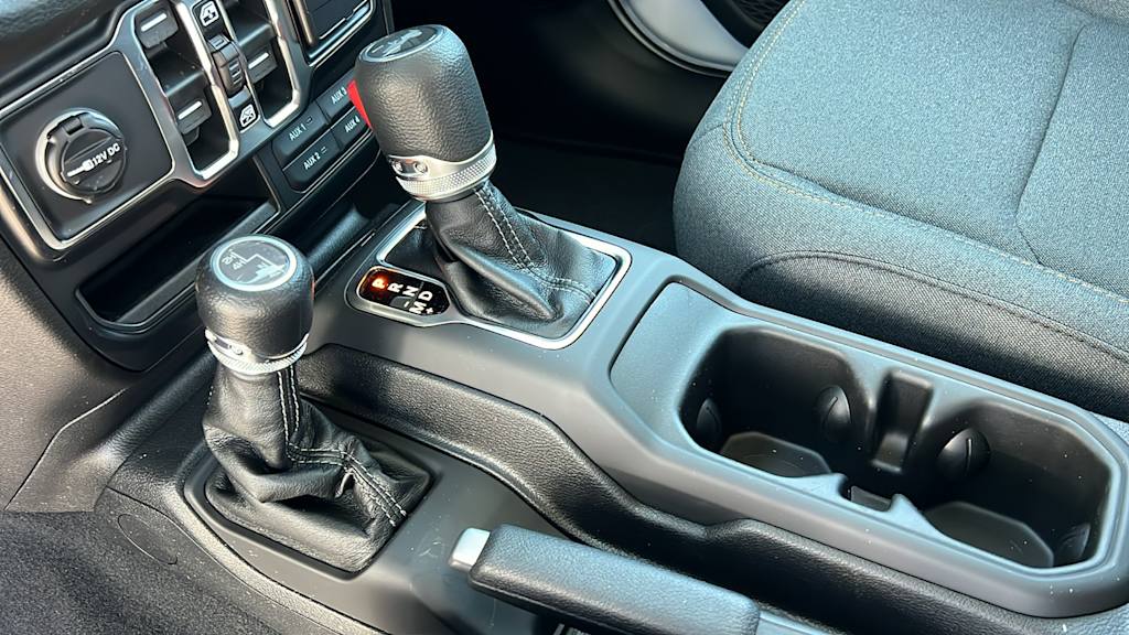 Thumbnail: 2026 Jeep Wrangler - 15