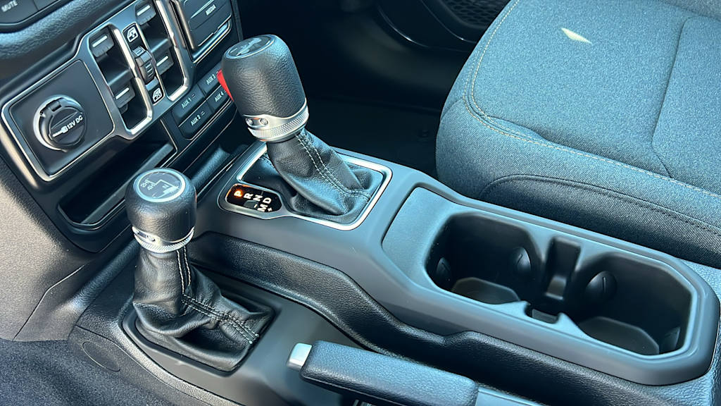Thumbnail: 2026 Jeep Wrangler - 15