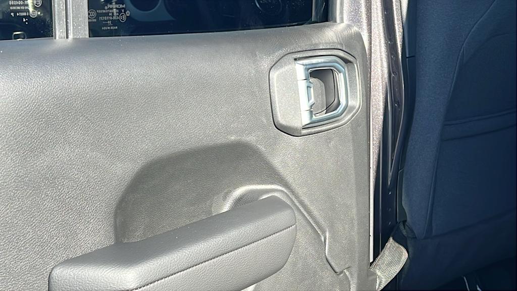 2025 Jeep Wrangler Sport 26