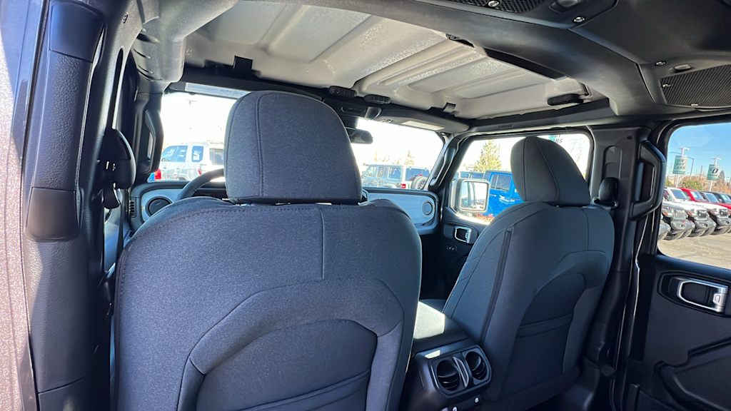 2025 Jeep Wrangler Sport 12