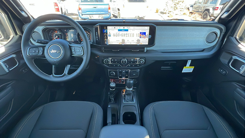 2025 Jeep Wrangler Sport 10