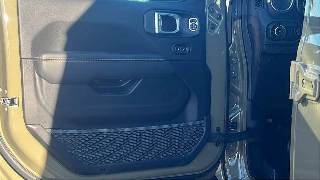 Thumbnail: 2026 Jeep Wrangler - 28